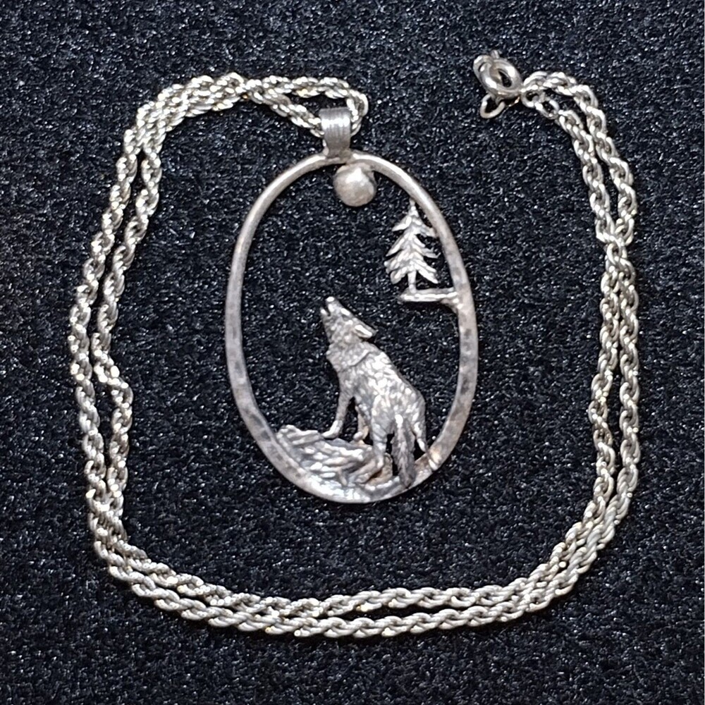 Wolf or Coyote Howling at the moon 925 Silver Pendant E. McGregor 1988